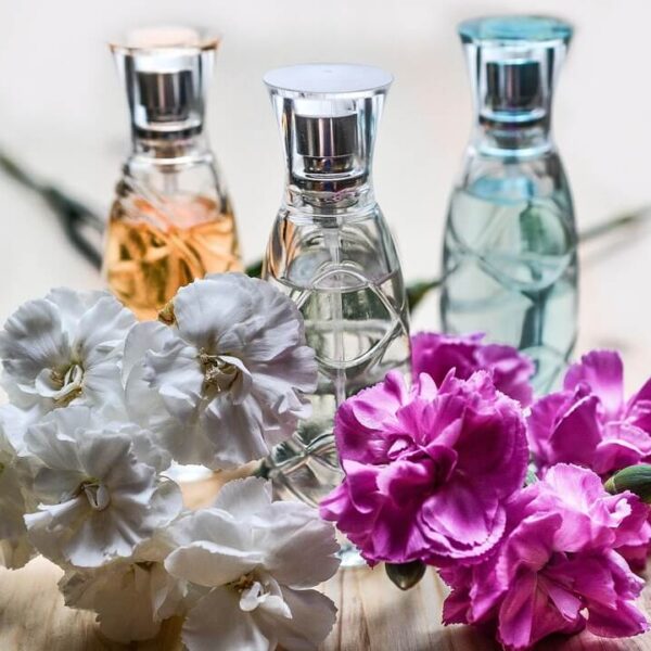 Elegant Women's Eau de Parfum – Long-Lasting Fragrance